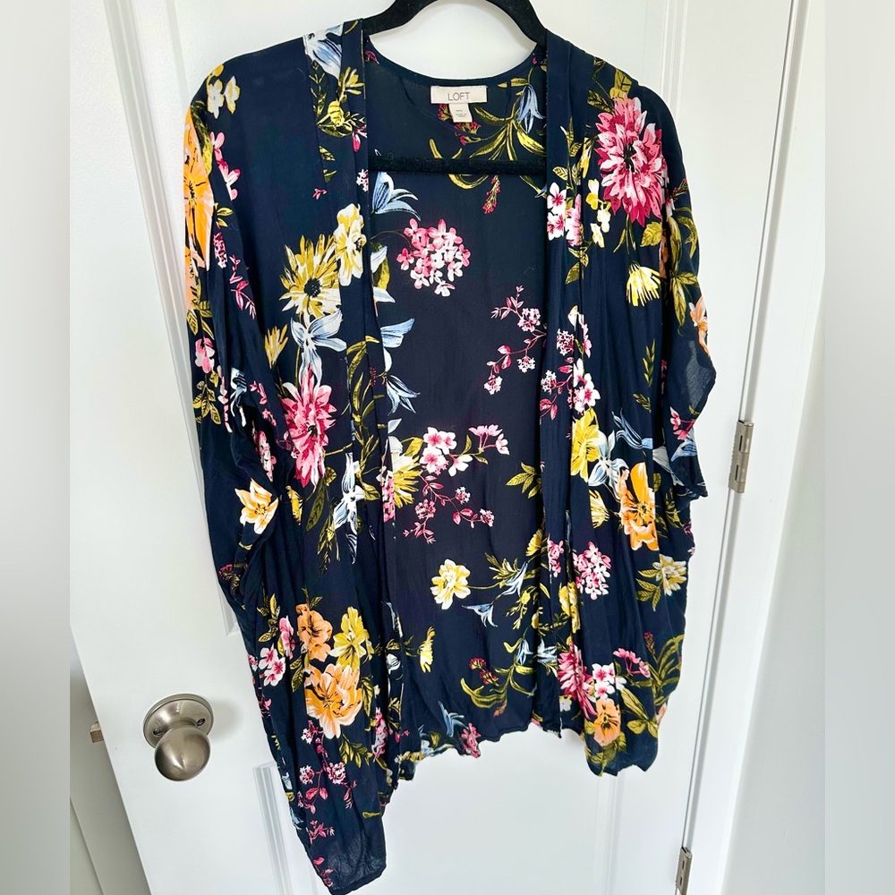 LOFT Floral Kimono